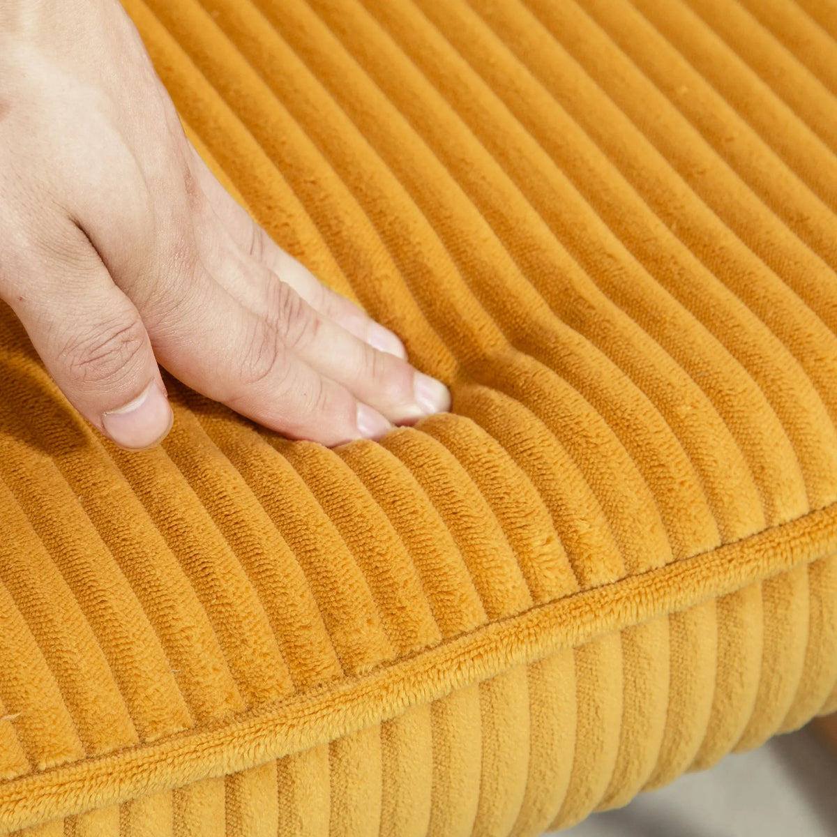 HOMCOM Rocking chair Fitting Cord Rocking armchair Armrest Padded High Back armchair wood Skid living room Modern Relax armchair Bedroom Up to 120kg Yellow